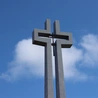 Czego uczą polskie krzyże-pomniki?