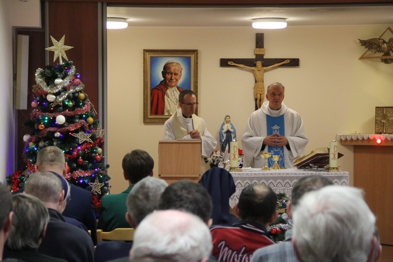 Wigilia w Domu dla Bezdomnych