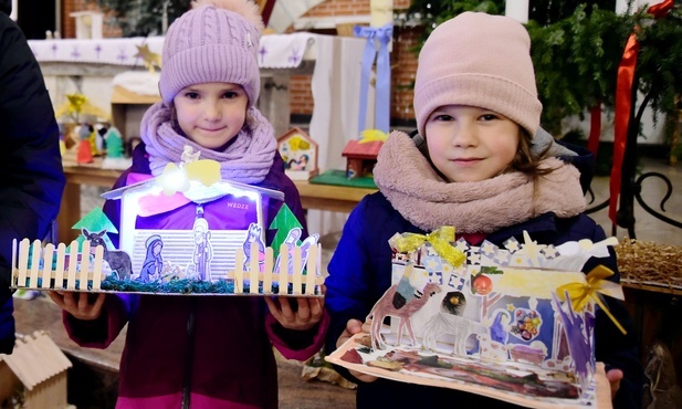 Czterdzieści miejsc narodzin Jezusa