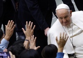 Papież odwiedził parafię pomagającą 100 samotnym matkom