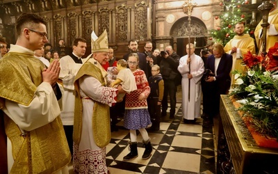 Abp Jędraszewski: My, chrześcijanie, jesteśmy synami tej Światłości, którą jest Jezus Chrystus