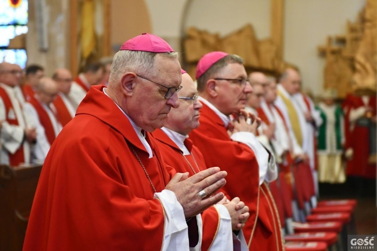 Rozpoczęły się uroczystości jubileuszowe bp. Pawła Sochy