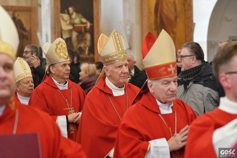 Rozpoczęły się uroczystości jubileuszowe bp. Pawła Sochy