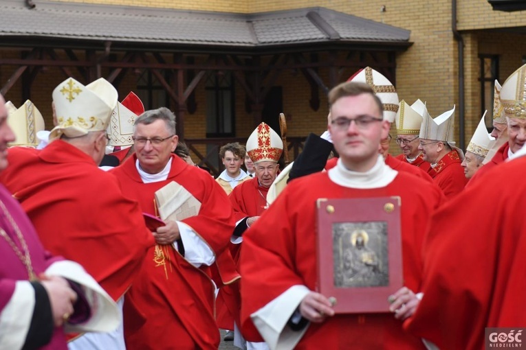 Rozpoczęły się uroczystości jubileuszowe bp. Pawła Sochy