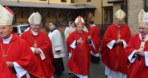 Jest biskupem już 50 lat