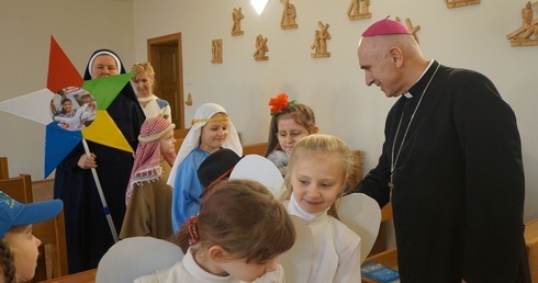 Kolędowanie dla dzieci z Kolumbii