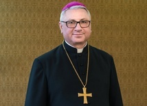 Bp Miziński: prośmy w nowym roku Chrystusa o pokój i pojednanie