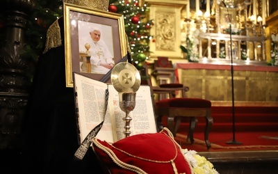 Abp Jędraszewski: Papież senior Benedykt XVI był człowiekiem wiary, nadziei i miłości