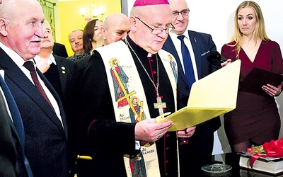 Nowe miejsce poświęcił abp Józef Górzyński.