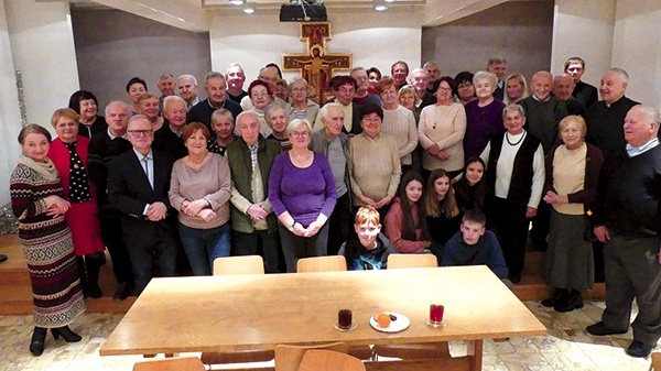 ▲	Z bp. Romanem Pindlem (na zdjęciu po prawej) i wytypowanymi do Nagrody im. ks. Józefa Londzina. 