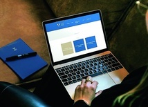 ▲	Za pomocą kilku kliknięć uczeni, studenci i miłośnicy historii będą mogli na ekranie laptopa przeglądać pół miliona stron cennych dokumentów.