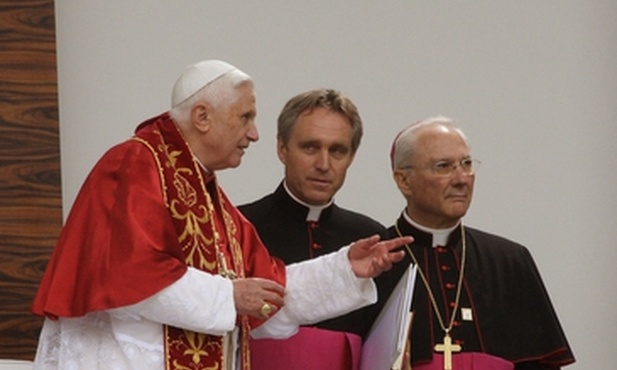 Abp Gänswein o Benedykcie XVI: był przekonany, że po rezygnacji Bóg da mu najwyżej rok