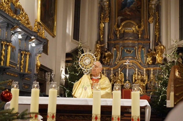 Niezależnie od daty w kalendarzu - warto dziękować, przepraszać i prosić samego Boga o wsparcie w codziennym życiu.