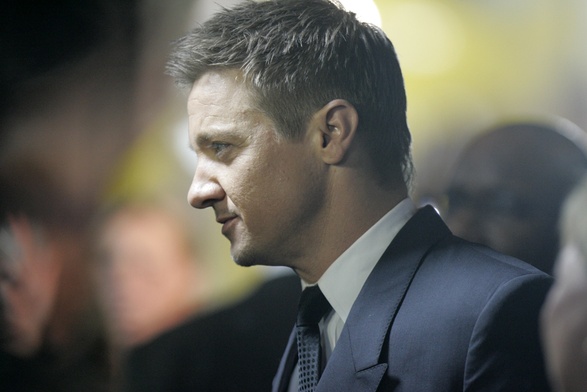 Amerykański aktor Jeremy Renner wymagał drugiej operacji