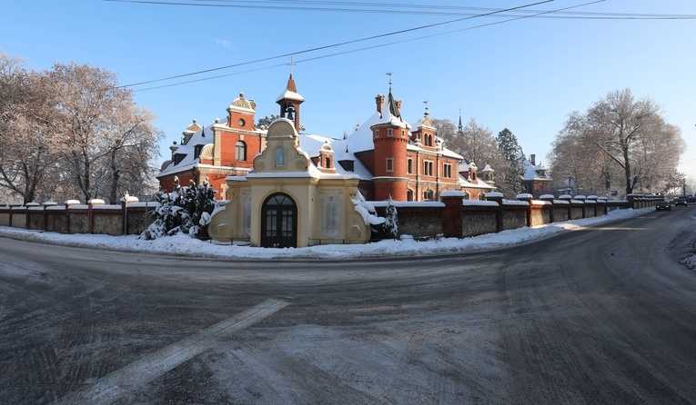 ​Zespół pałacowo parkowy w Pławniowicach k. Gliwic