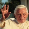 Benedykt XVI przejdzie do historii, jak Tomasz czy Newman