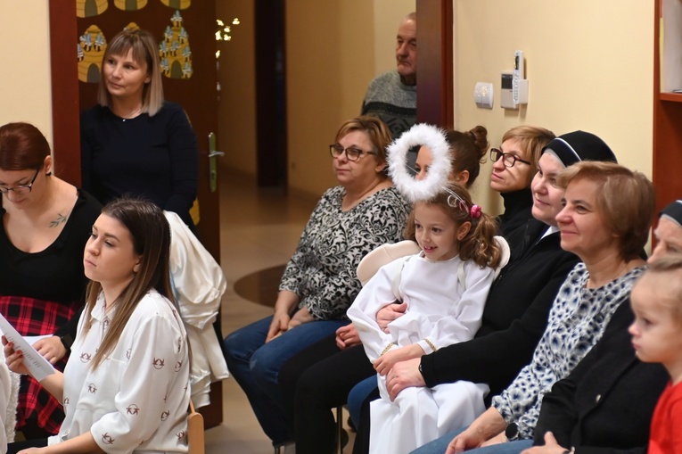 Międzynarodowe jasełka u prezentek