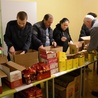 Potrzebni wolontariusze do zapakowania paczek dla Ukrainy