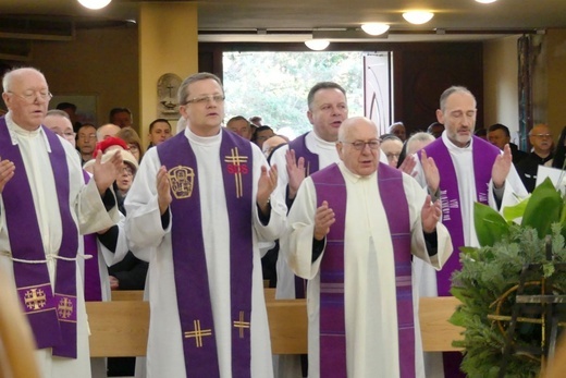 Uroczystości pogrzebowe śp. ks. Tadeusza Słoniny SDS w Bielsku-Białej Cygańskim Lesie