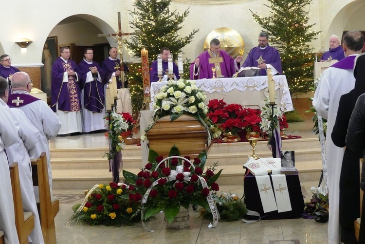 Uroczystości pogrzebowe śp. ks. Tadeusza Słoniny SDS w Bielsku-Białej Cygańskim Lesie