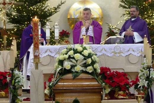 Uroczystości pogrzebowe śp. ks. Tadeusza Słoniny SDS w Bielsku-Białej Cygańskim Lesie