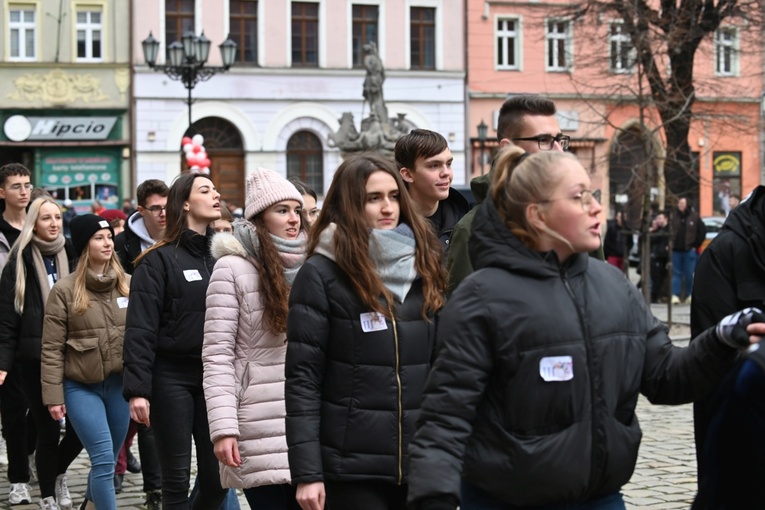 Polonez maturzystów w Świdnicy 2023