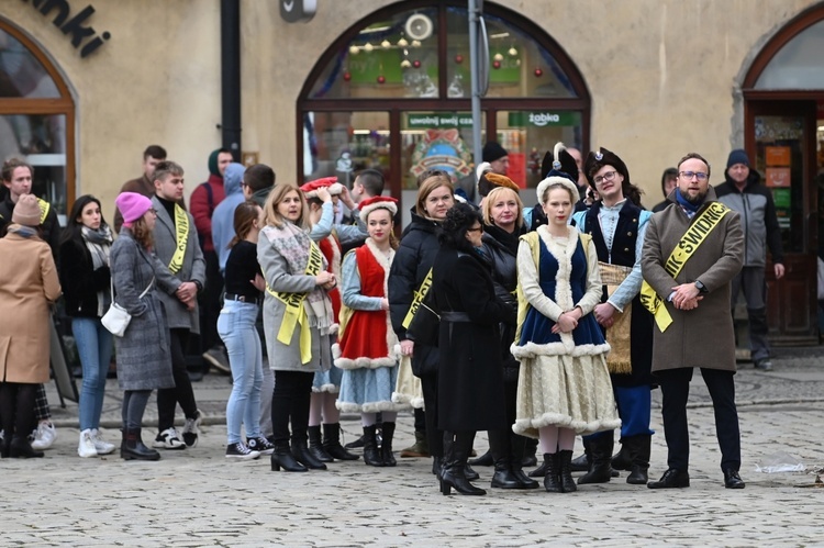 Polonez maturzystów w Świdnicy 2023