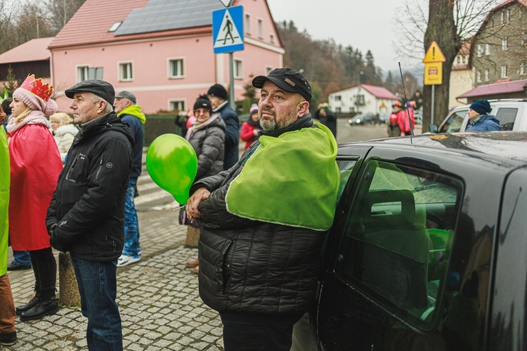 Orszak Trzech Króli 2023 w Jugowie. Z konkursami
