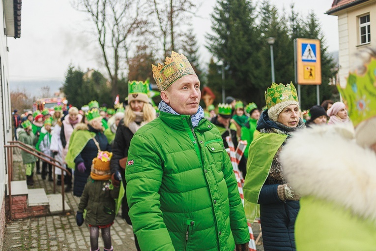 Orszak Trzech Króli 2023 w Jugowie. Z konkursami