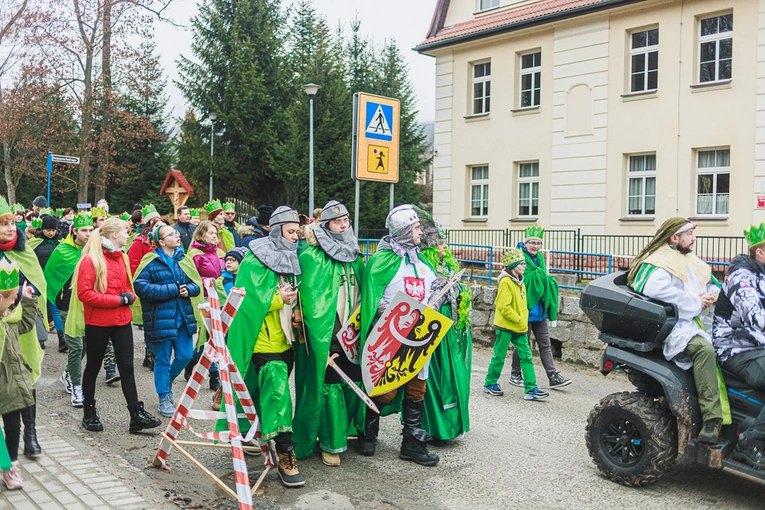 Orszak Trzech Króli 2023 w Jugowie. Z konkursami