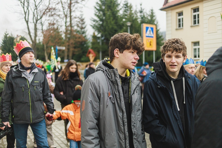 Orszak Trzech Króli 2023 w Jugowie. Z konkursami