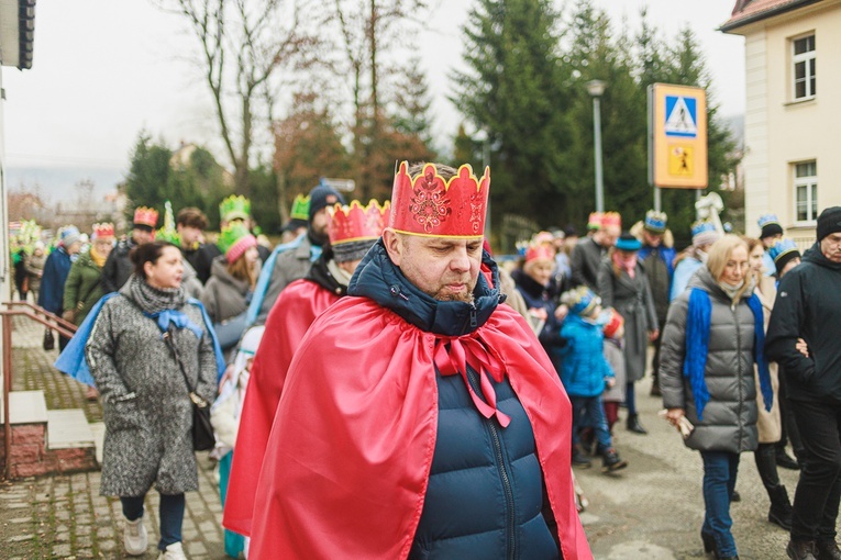 Orszak Trzech Króli 2023 w Jugowie. Z konkursami