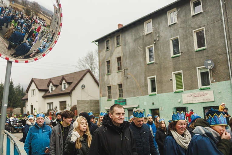 Orszak Trzech Króli 2023 w Jugowie. Z konkursami