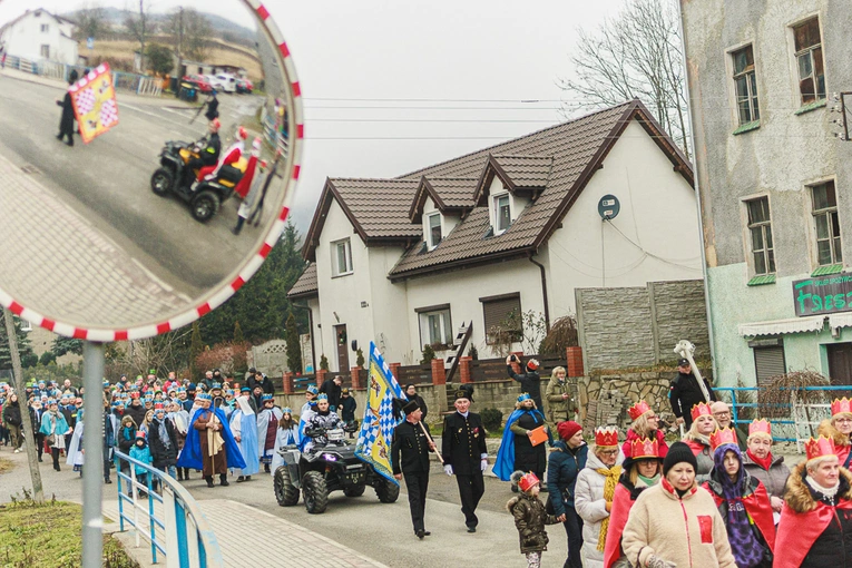 Orszak Trzech Króli 2023 w Jugowie. Z konkursami