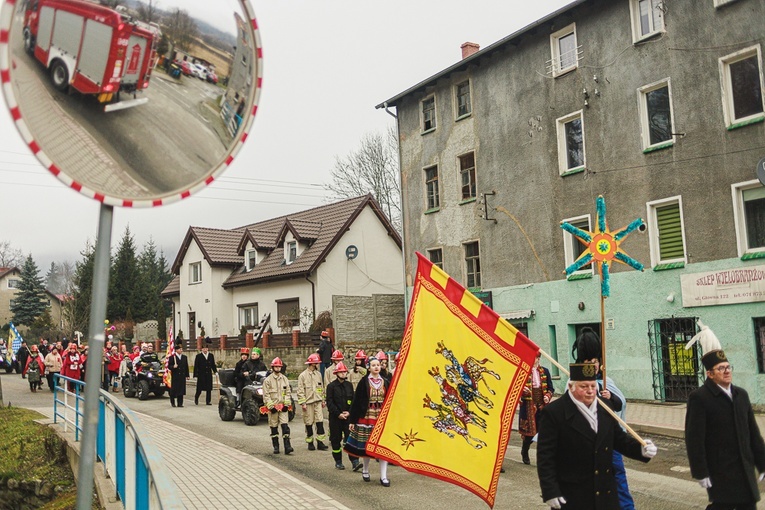 Orszak Trzech Króli 2023 w Jugowie. Z konkursami