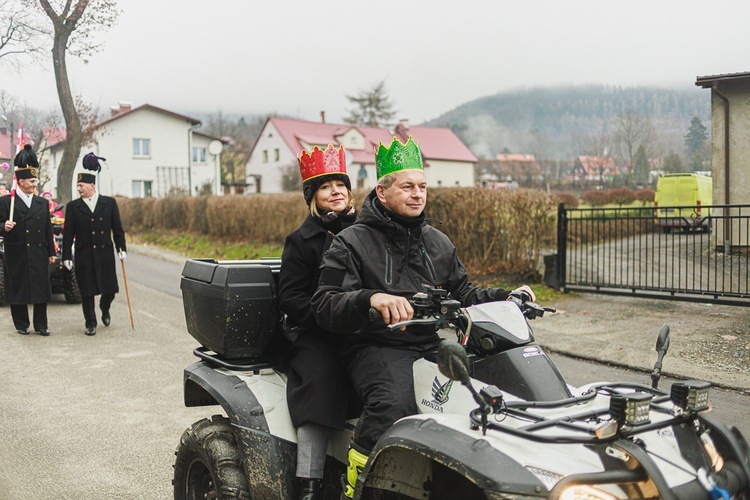 Orszak Trzech Króli 2023 w Jugowie. Z konkursami