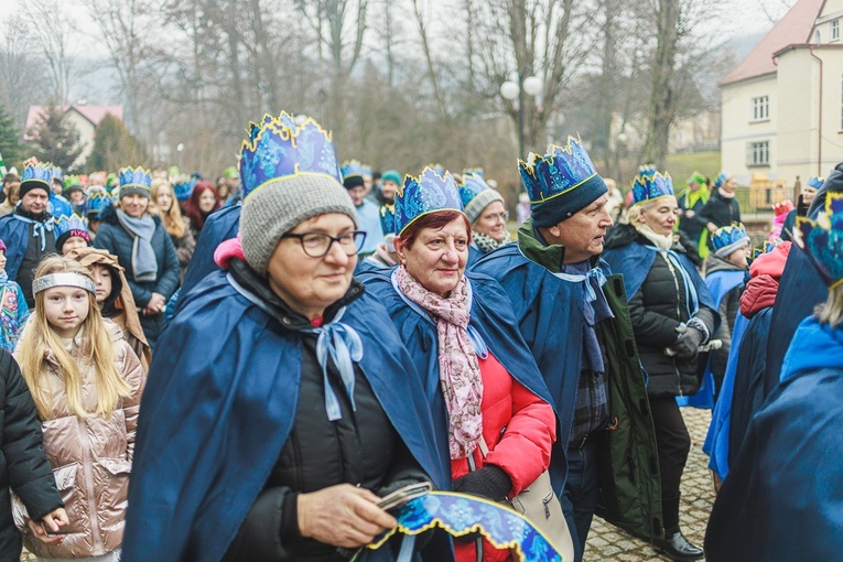 Orszak Trzech Króli 2023 w Jugowie. Z konkursami