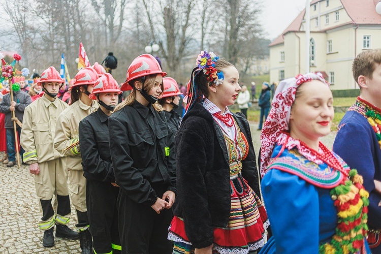 Orszak Trzech Króli 2023 w Jugowie. Z konkursami