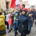 Orszak Trzech Króli 2023 w Świdnicy. Tradycyjnie z osiołkami