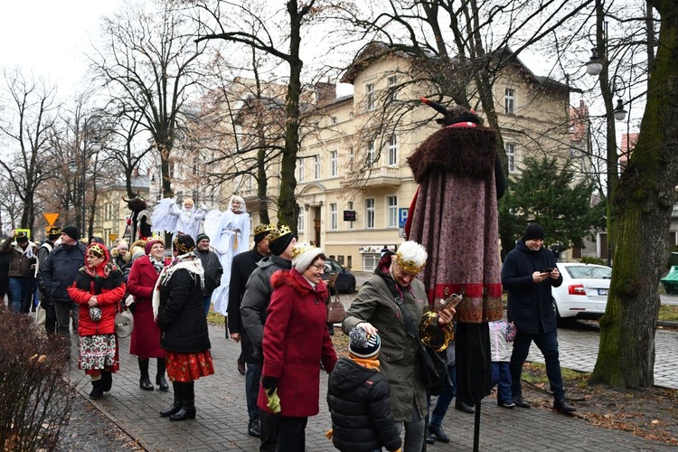 Uliczne jasełka w Winnym Grodzie