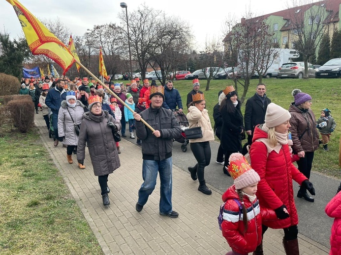 Orszak Trzech Króli 2023 w Świebodzicach. Razem do Betlejem