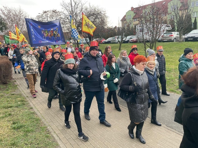 Orszak Trzech Króli 2023 w Świebodzicach. Razem do Betlejem