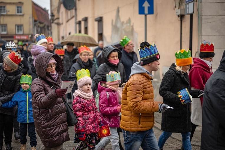 Orszak Trzech Króli w Górze 2023