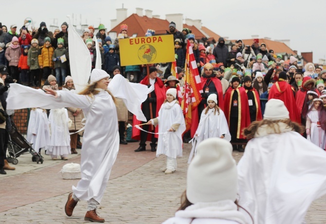 Barwny orszak przeszedł ulicami stolicy