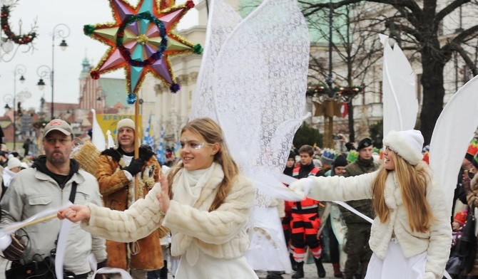 Poszli za gwiazdą pokłonić się Dzieciątku  