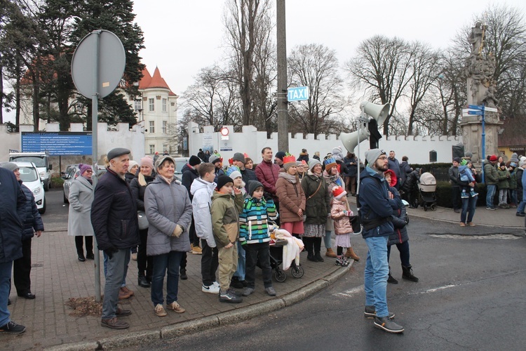 Orszak Trzech Króli we Wrocławiu-Leśnicy 2023