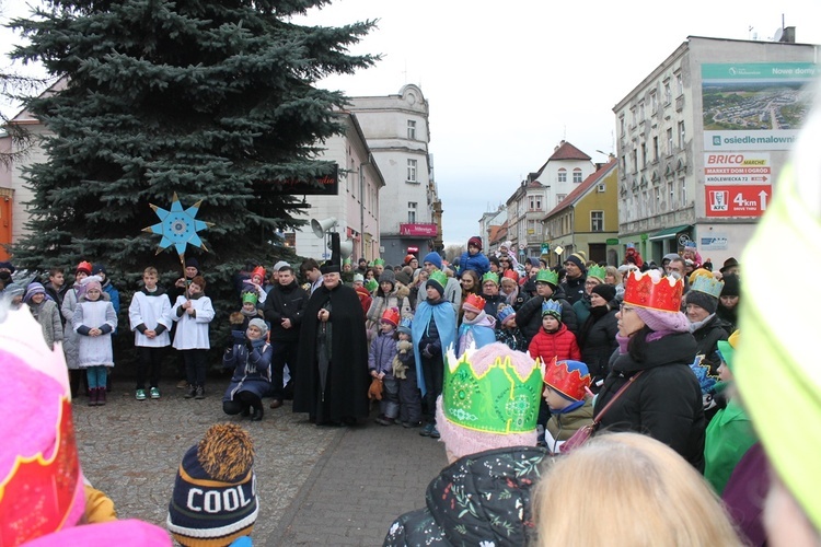 Orszak Trzech Króli we Wrocławiu-Leśnicy 2023