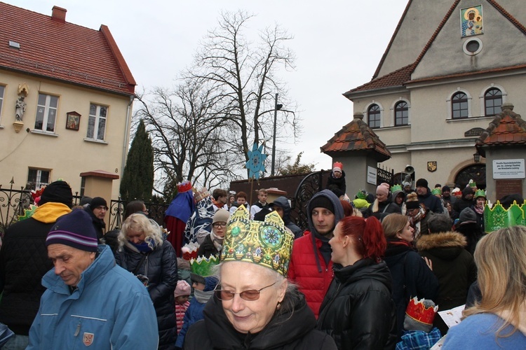 Orszak Trzech Króli we Wrocławiu-Leśnicy 2023