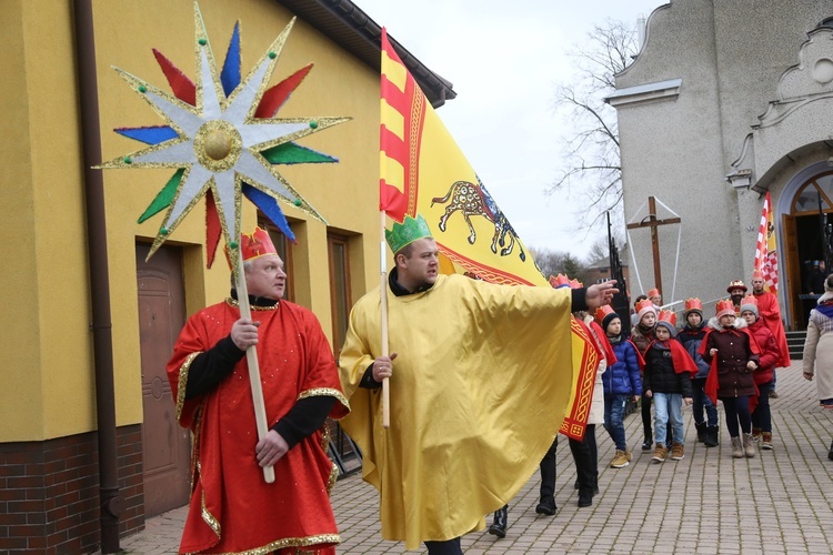 Borowa k. Dębicy. Orszak Trzech Króli