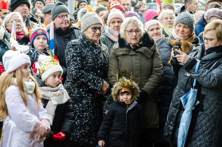 Trzej Królowie na ulicach Głogowa